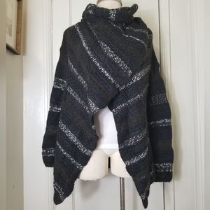 NORDSTROM black white long sleeve open front attached infinity scarf sweater